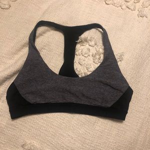 Lululemon sports bra size 8